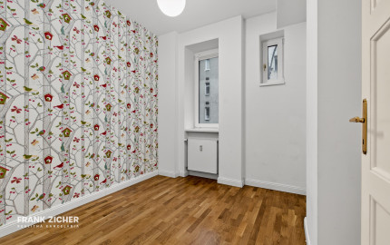 Predávame rekonštruovaný 3-izbový byt s lodžiou v obľúbenej lokalite Starého mesta, Belopotockého ul.