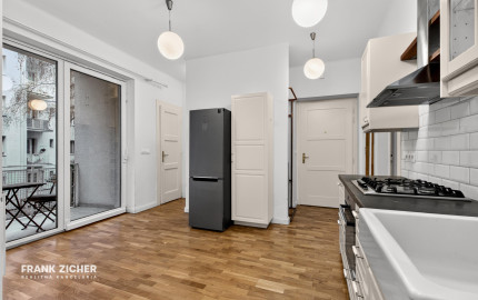 Predávame rekonštruovaný 3-izbový byt s lodžiou v obľúbenej lokalite Starého mesta, Belopotockého ul.