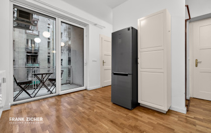 Predávame rekonštruovaný 3-izbový byt s lodžiou v obľúbenej lokalite Starého mesta, Belopotockého ul.