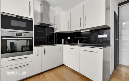 Predávame 2-izbový byt v centre Starého Mesta - Lazaretská ulica