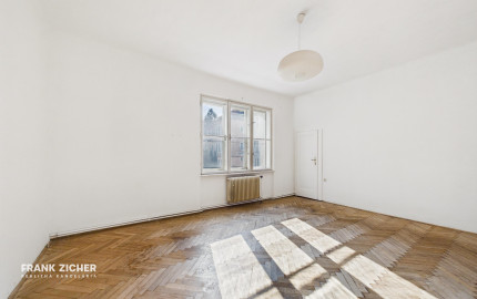 REZERVOVANÉ - Predávame veľkometrážny 4-izbový byt na Palisádach s výhľadom na hrad