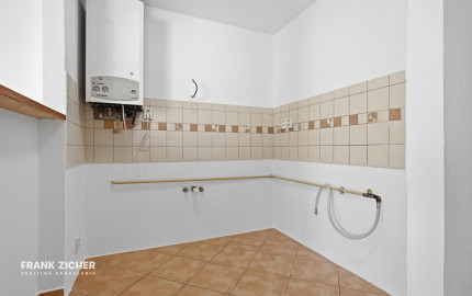 REZERVOVANÉ Predávame 2-izbový mezonetový byt v Starom Meste na ulici 29. augusta