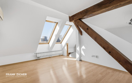 REZERVOVANÉ Predávame 2-izbový mezonetový byt v Starom Meste na ulici 29. augusta