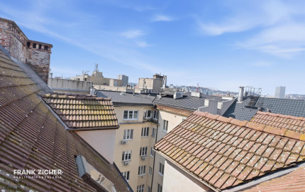 REZERVOVANÉ Predávame 2-izbový mezonetový byt v Starom Meste na ulici 29. augusta