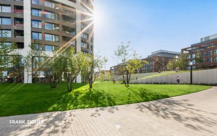 Predávame dizajnový 2i byt s výhľadom na hrad a panoramu Starého mesta, VEŽA 1 SKY PARK