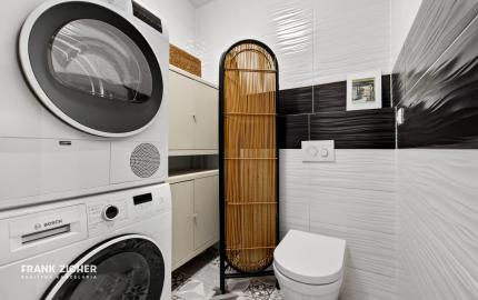 Predávame 2,5-izbový byt po kompletnej rekonštrukcii v Starom meste orientovaný do vnútrobloku s možnosťou parkovania