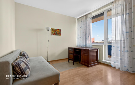 Prenajímame 3-izbový byt v srdci Starého Mesta - Dunajská ulica