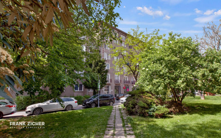 Predávame architektonický unikát v srdci 500 bytov: Kde sa betón stretáva so svetlom