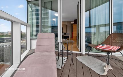 Prenajímame 3-izbový byt s loggiou a parkovaním v Panorama City