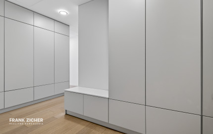 Prenajímame dizajnový a priestranný 3i byt v obľúbenom projekte SKY PARK