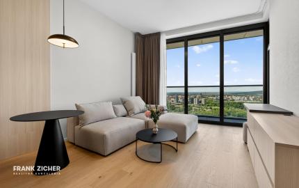 Predávame dizajnový 2-izbový byt na 35.poschodí s panoramatickým výhľadom EUROVEA TOWER