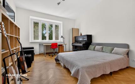 Predávame priestranný 4-izbový byt (100 m²) na Panenskej ulici v Starom Meste