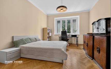 Predávame priestranný 4-izbový byt (100 m²) na Panenskej ulici v Starom Meste