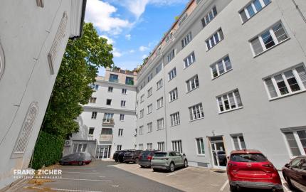 Predávame priestranný 4-izbový byt (100 m²) na Panenskej ulici v Starom Meste