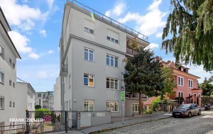 Prenajímame 3-izbový byt s parkovaním na Hradnom kopci vo vilovej štvrti