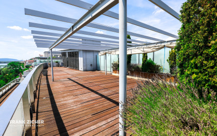 Prenajímame exkluzívny 4-izbový penthouse s panoramatickou terasou v Eurovea I