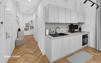 Predávame štýlový 2-izbový apartmán v projekte UNO na Poštovej ulici v centre Bratislavy