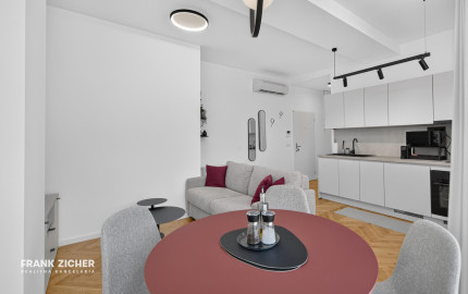 Predávame štýlový 2-izbový apartmán v projekte UNO na Poštovej ulici v centre Bratislavy