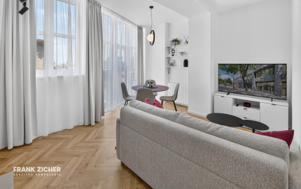 Predávame štýlový 2-izbový apartmán v projekte UNO na Poštovej ulici v centre Bratislavy