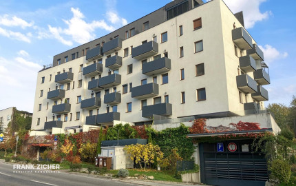 Prenajímame 2-izbový byt s balkónom, garážou a pivnicou v Mlynskej doline