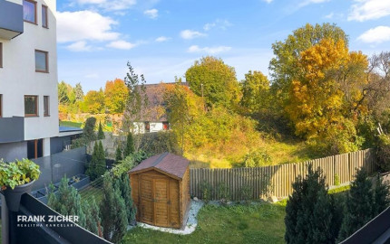 Prenajímame 2-izbový byt s balkónom, garážou a pivnicou v Mlynskej doline