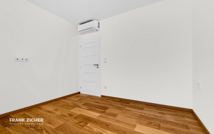 Predávame novostavbu 5.izb rodinného domu v Dúbravke pri lese