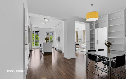 Predávame 3-izbový byt (117 m²)  pri Hviezdoslavovom námestí na Strakovej ulici