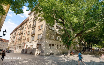 Predávame 3-izbový byt (117 m²)  pri Hviezdoslavovom námestí na Strakovej ulici