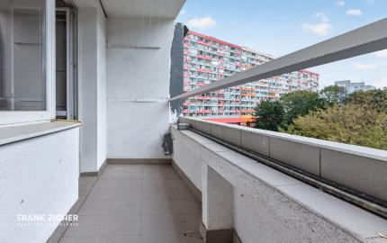 Predávame byt (dvojgarzonku) s dvomi loggiami na Blagoevovej ulici