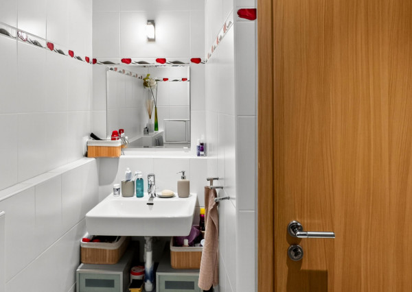 REZERVOVANE – Predávame 2i byt  v Ružinove