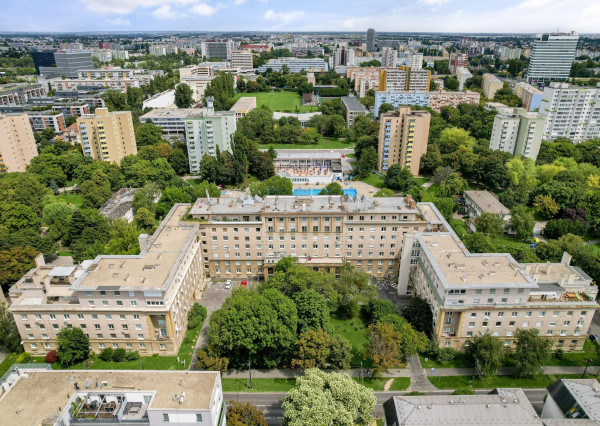 Predávame praktický 3 izbový byt pri kúpalisku Delfín v Ružinove, Miletičová ulica