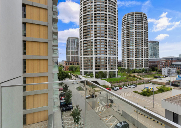 Predávame zariadený 3 izbový apartmán s 2 balkónmi v projekte METROPOLIS