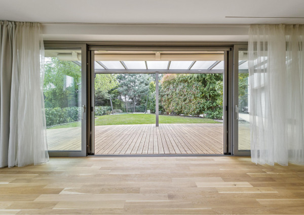 FRANK ZICHER – Predávame rodinnú vilu vo vysokom štandarde na Bratislavskej Kolibe