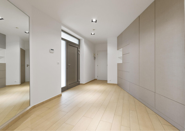 FRANK ZICHER – Predávame rodinnú vilu vo vysokom štandarde na Bratislavskej Kolibe