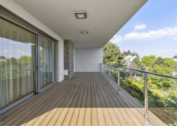 FRANK ZICHER – Predávame rodinnú vilu vo vysokom štandarde na Bratislavskej Kolibe