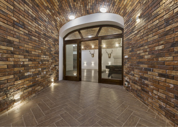 FRANK ZICHER – Predávame rodinnú vilu vo vysokom štandarde na Bratislavskej Kolibe