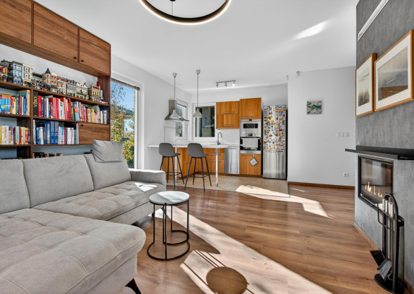 REZERVOVANÉ - Predávame samostatný 4.i rodinný dom s garážou a 4-árovým pozemkom, Bazalková, Malinovo