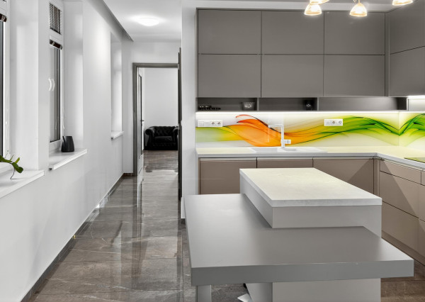 FRANK ZICHER – Prenajímame priestranný 4i byt (157 m2) s terasou v novostavbe na Boženy Nemcovej