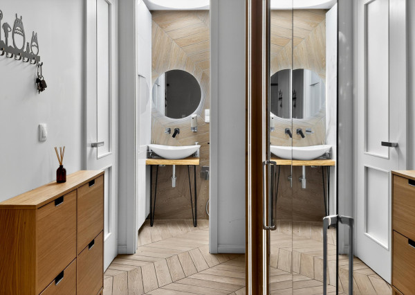 FRANK ZICHER – Predávame 3i byt po kompletnej rekonštruckcii v Starom meste