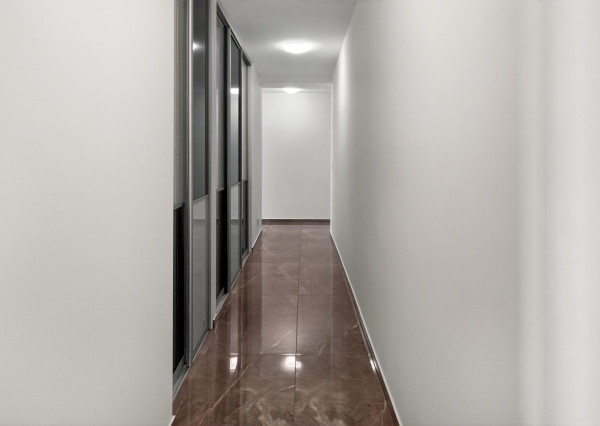 FRANK ZICHER – Prenajímame priestranný 4i byt (157 m2) s terasou v novostavbe na Boženy Nemcovej