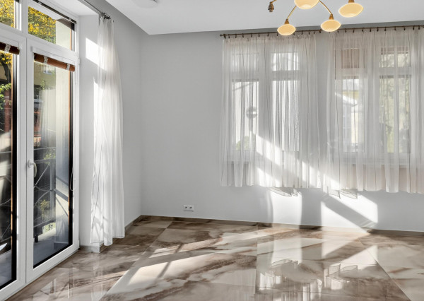 FRANK ZICHER – Prenajímame priestranný 4i byt (157 m2) s terasou v novostavbe na Boženy Nemcovej