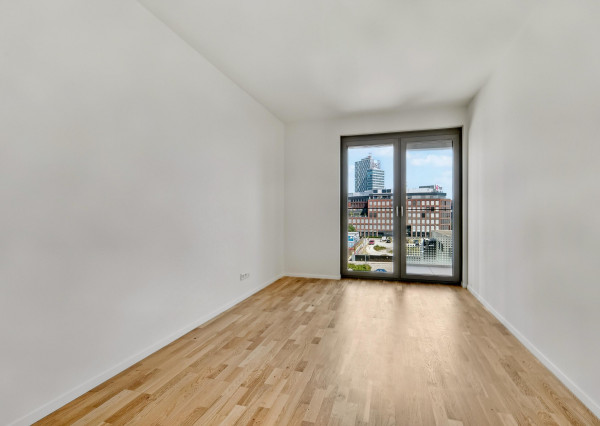 FRANK ZICHER - Predávame 3 izbový apartmán s 2 balkónmi v skolaudovanom projekte METROPOLIS v Downtowne, BA.I.