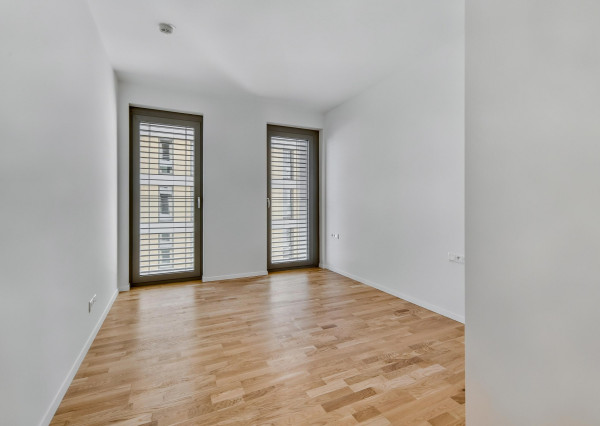 FRANK ZICHER - Predávame 3 izbový apartmán s 2 balkónmi v skolaudovanom projekte METROPOLIS v Downtowne, BA.I.