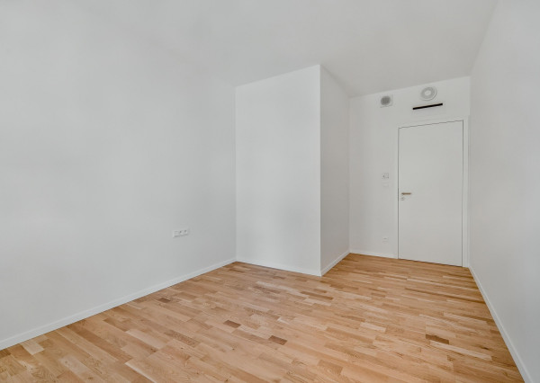 FRANK ZICHER - Predávame 3 izbový apartmán s 2 balkónmi v skolaudovanom projekte METROPOLIS v Downtowne, BA.I.