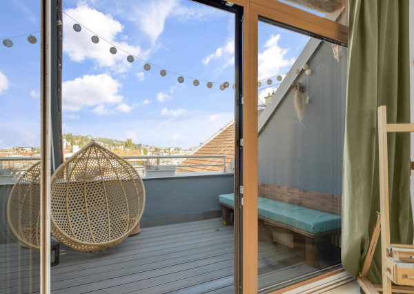 FRANK ZICHER - Prenajímame 2-izb. mezonet na Zochovej ulici s terasou s krásnym výhľadom na mesto