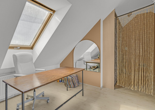 FRANK ZICHER - Prenajímame 2-izb. mezonet na Zochovej ulici s terasou s krásnym výhľadom na mesto