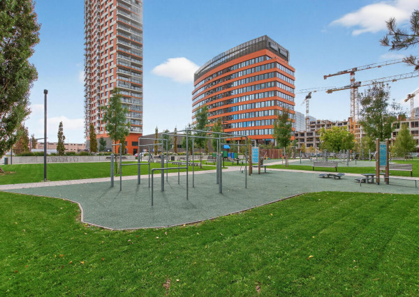 REZERVOVANÉ - Predávame nadštandardný 2. izbový byt v projekte Klingerka na 24. poschodí so západnou orientáciou a výhľadmi na hrad