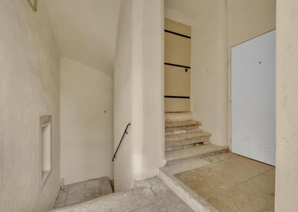 FRANK ZICHER – Predávame 2i byt s podkrovím / for sale: 2-room apartment with an attic and a valid permit