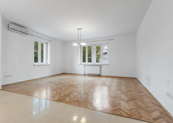 FRANK ZICHER – Predávame priestranný 4-izbový byt v obľúbenej lokalite, Fraňa Kráľa/ Puškinova