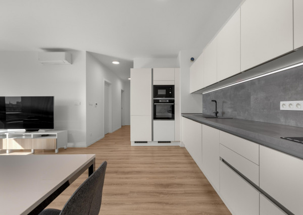 REZERVOVANÉ – Predávame 3 izb. exkluzívny byt v novostavbe so 180-stupňovým výhľadom na Bratislavu